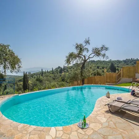 Villa Karyotiko Sleeps 8 Pool Wifi Karyotikon
